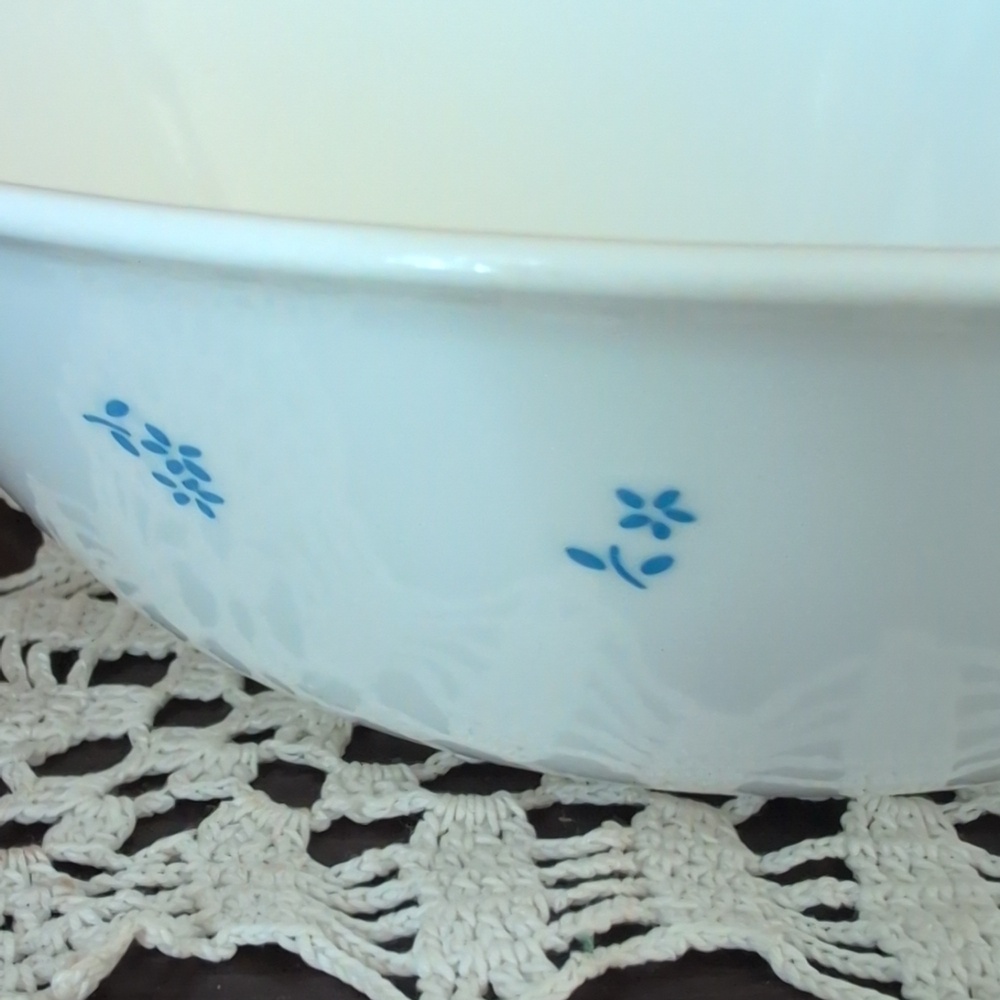 Corelle Provincial Blue 1 Quart Serving Bowls Set of 2 - Picture 7 of 11